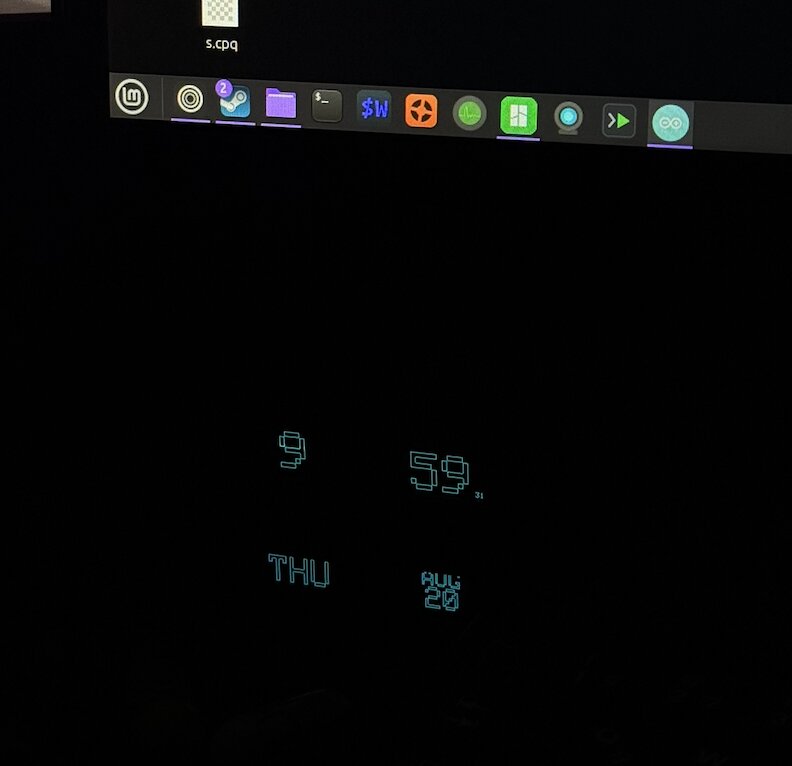 4 square in the dark, OLEDs glowing